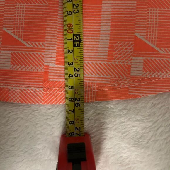 The Nike Tee Women size L Athletic cut - Picture 8 of 8